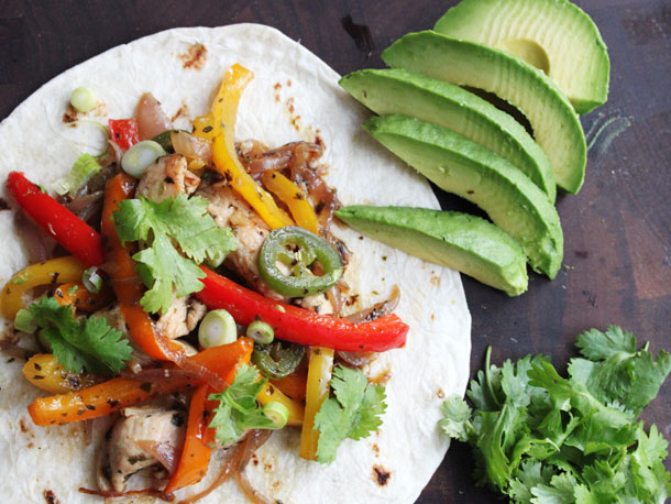 Chicken Fajitas With Avocado - Beautiful Life Magazine